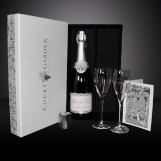 Court Garden Sparkling Wine Gift Box with two glasses